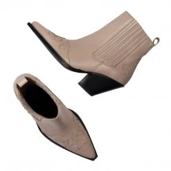 TORAL SAND LEATHER ANKLE BOOTS 9 TORAL SAND LEATHER ANKLE BOOTS