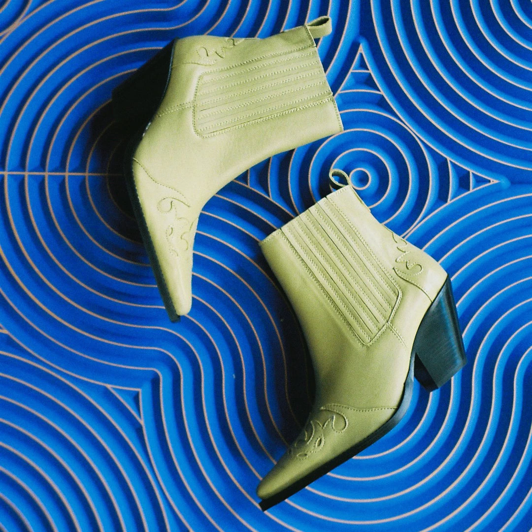 TORAL GREEN LEATHER ANKLE BOOTS 2 TORAL GREEN LEATHER ANKLE BOOTS