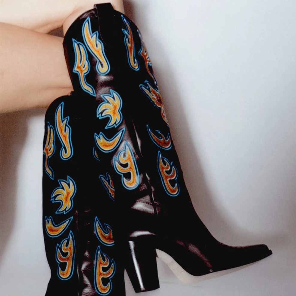 Toral TORAL X GUIZIO ANGELS WITH ME BOOTS IN BLACK 3 Toral TORAL X GUIZIO ANGELS WITH ME BOOTS IN BLACK